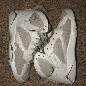 Jordan 7 retro pure platinum’s